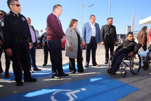 Inauguran en cruce fronterizo de Tijuana, carril de turismo de Negocios