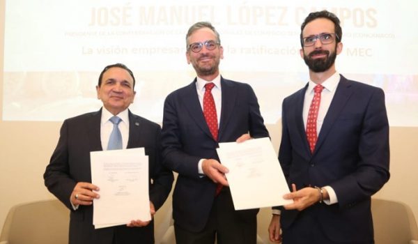 Concanaco Servytur firma acuerdo comercial y turístico con Cámara Española