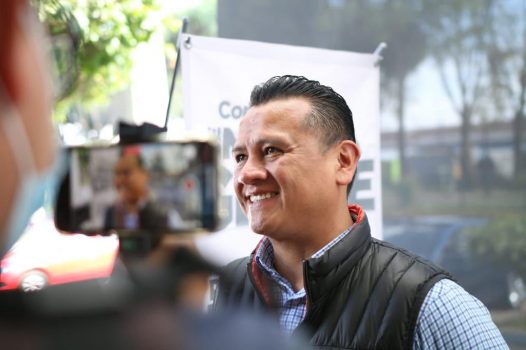 Carlos Torres Piña suma 7 mil comités en Morena Michoacán