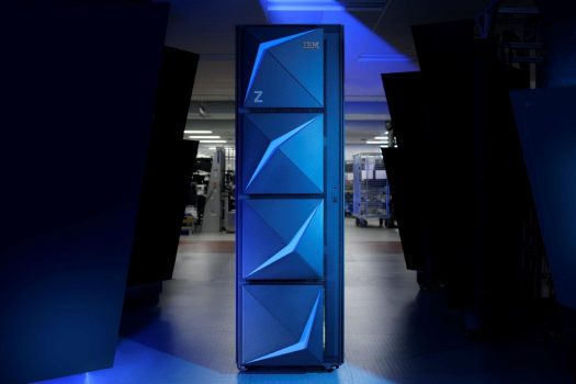 Presenta IBM nuevo sistema operativo z para IA y nube híbrida