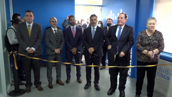 Inaugura la UNAM el aula Cisco para educación híbrida