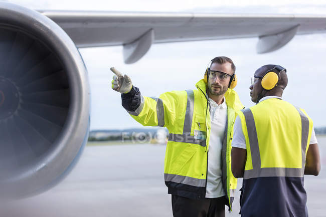 Busca Gobierno Empleos para Trabajadores de Aeromar