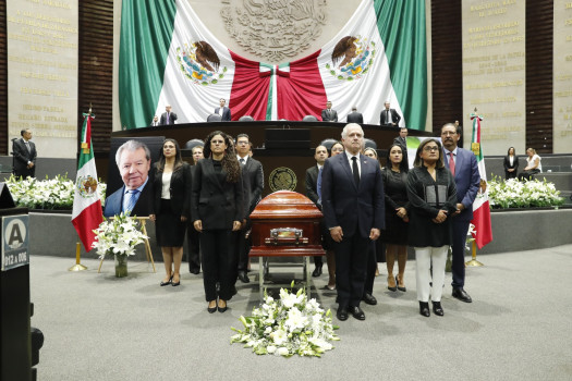 Rinden Homenaje a Muñoz Ledo en Cámara de Diputados