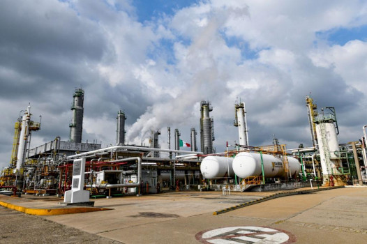 Producción de petróleo de PEMEX crece en julio y supera niveles del 2022