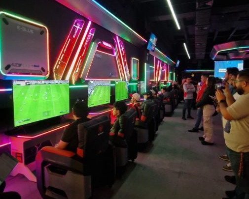 Monou abre su primer centro de gaming en Monterrey