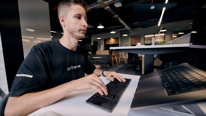 SoftServe lanza programa de IA Gen para impulsar productividad de empleados