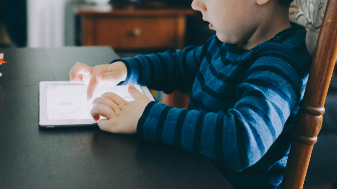 ¡Vacaciones a salvo! Así puedes proteger a tus hijos en Snapchat