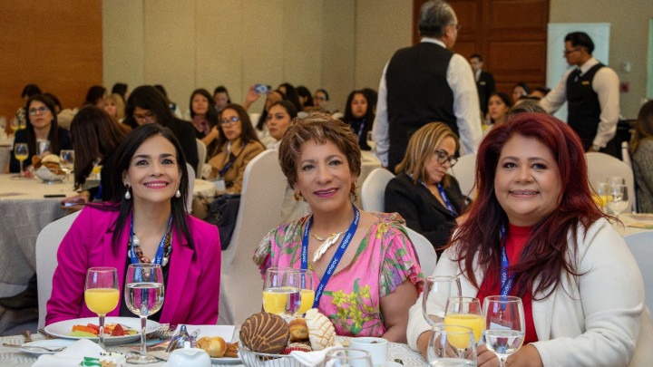 ANIPAC enfatiza el rol femenino y aborda retos en la industria del plástico