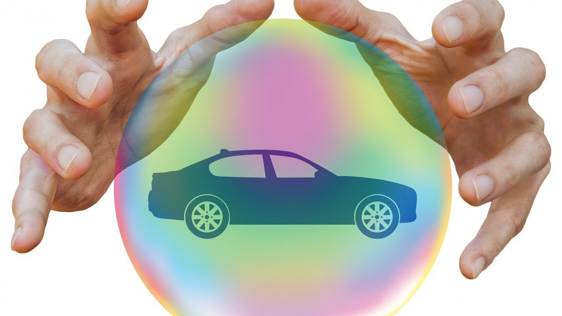 9 factores que influyen en el precio al contratar un seguro de auto