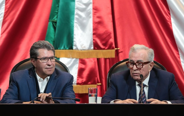 Arropan Diputados y diputadas de Morena al  gobernador de Sinaloa Rubén Rocha Moya
