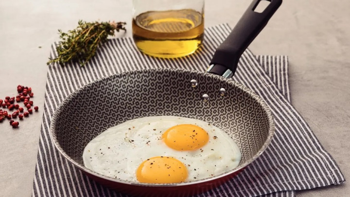 ¿Cómo elegir el antiadherente correcto en utensilios de cocina?