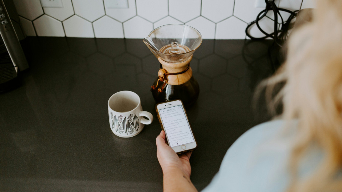 La startup que conecta productores y consumidores de café con tecnología blockchain
