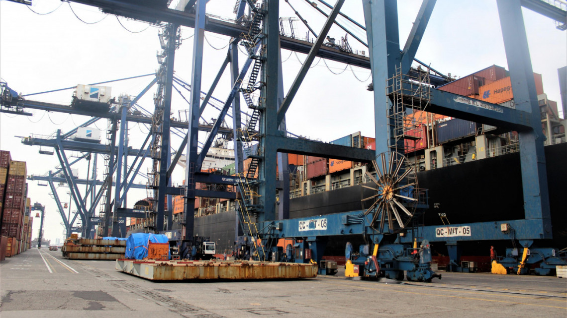 Hutchison Ports ICAVE destina 226 mdp a nueva grúa remota y totalmente eléctrica