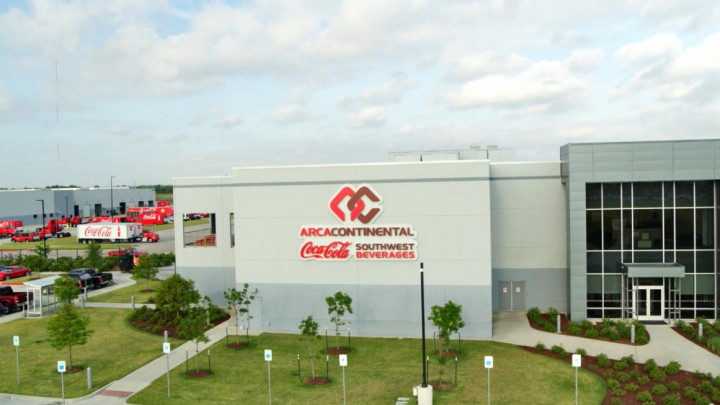 Arca Continental, reconocida como la mejor embotelladora global de Coca-Cola