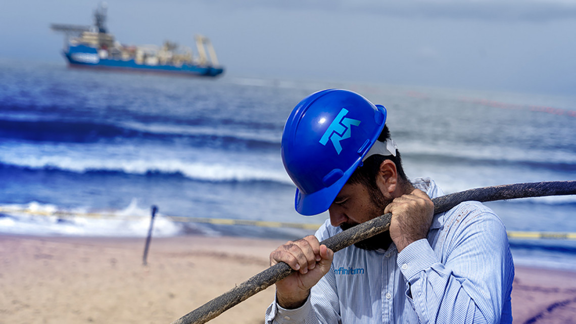Telmex puso en operación un nuevo cable submarino en Baja California Sur