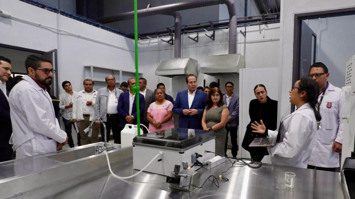 Eruviel Ávila visita la Capital de la Tecnología y Sostenibilidad en Puebla