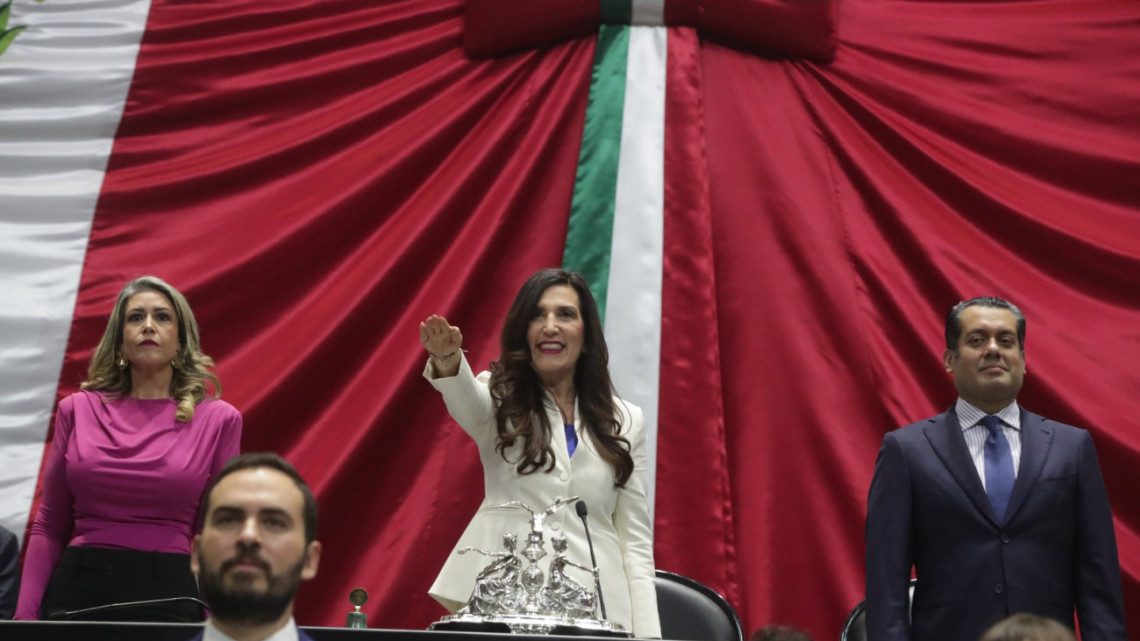 La Palabra, Vehículo para Resolver Diferencia en Cámara de Diputados, Kenia López Rabadán