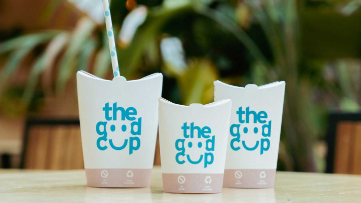 Presentan primer vaso plegable, sostenible y que no necesita tapas de plástico