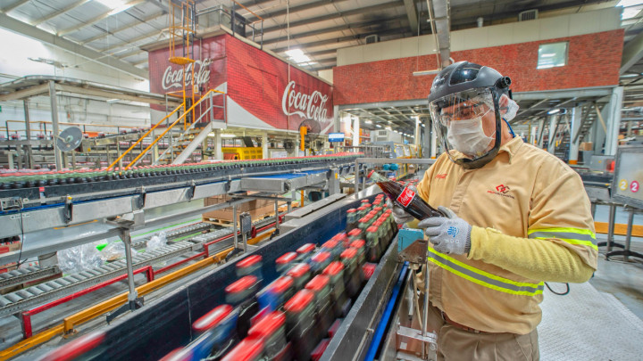 Arca Continental registra incremento de ventas netas en el tercer trimestre 2025