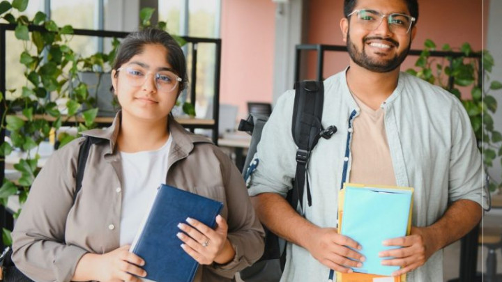Santander otorgará becas para evitar el abandono escolar en México