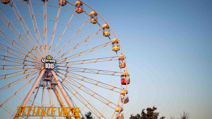 Corona celebra 100 años de historia