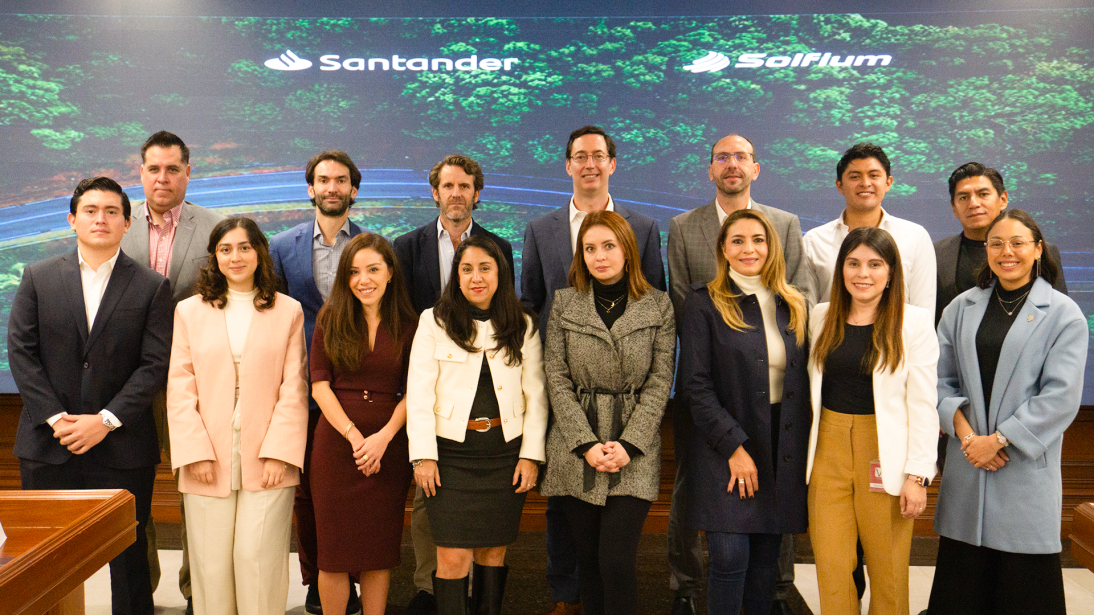 Santander y Solfium financian proyectos solares empresariales en México