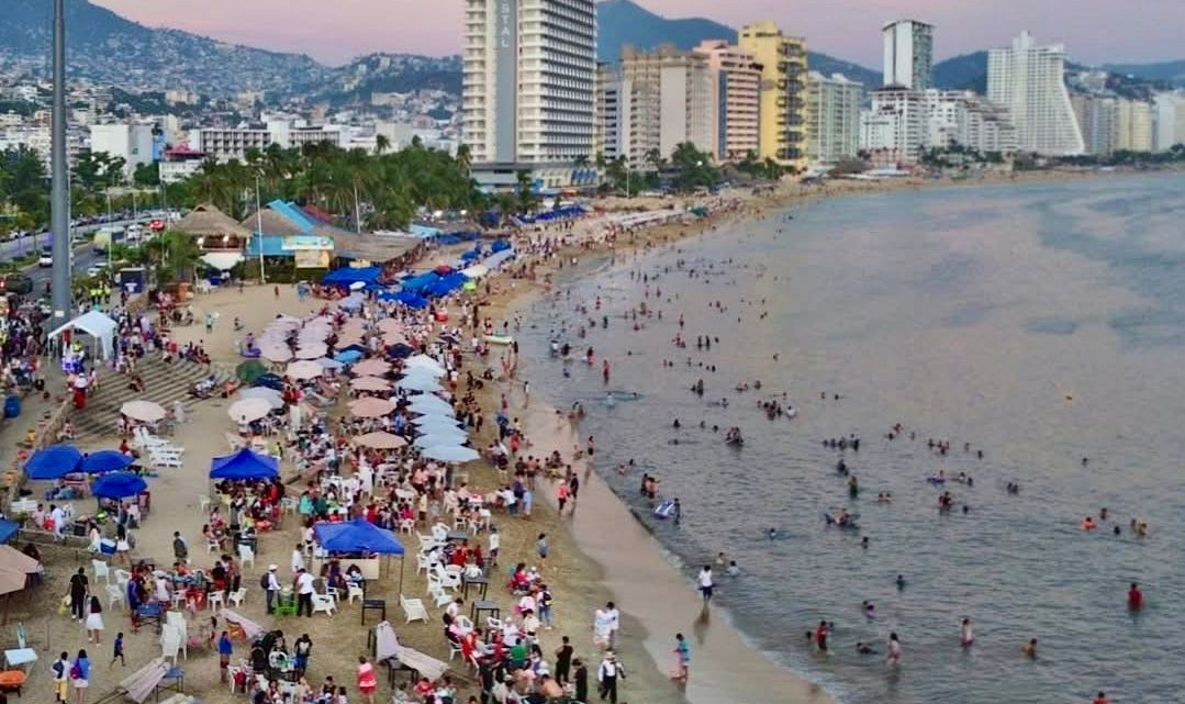 Acapulco perfila cierre de año con alta ocupación y fuerte derrama turística