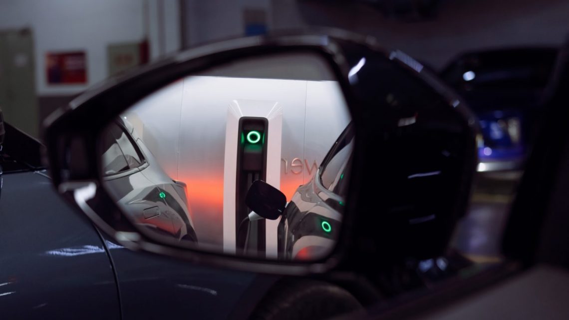 Preferencia de autos en México favorece a los de combustión sobre los eléctricos