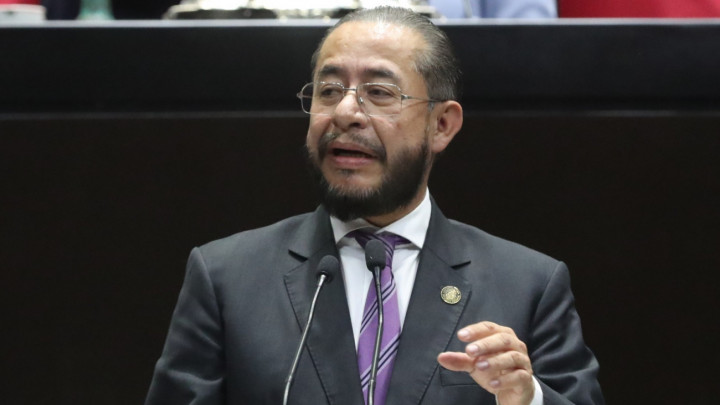 Propone Morena que Organizaciones Religiosas Manejen Medio de Comunicación