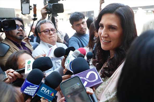 Una reforma electoral que no refleje la pluralidad democrática no le sirve a México: Kenia López Rabadán