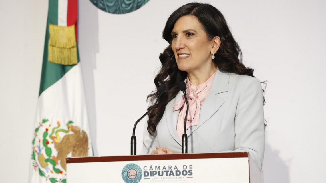Ser leales a México es combatir a la delincuencia y garantizar el acceso a la salud, Kenia López Rabadán