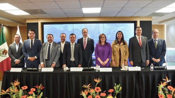 Autorregulación en México: legisladores y agentes aduanales se unen para fortalecer el comercio exterior