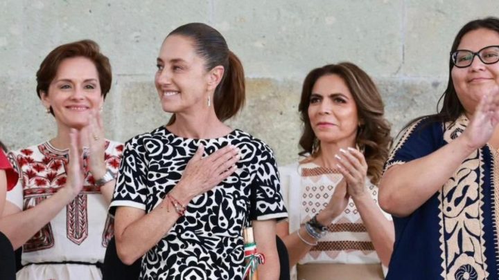 Encabeza Claudia Sheinbaum cancelación del timbre postal de Margarita Maza Parada