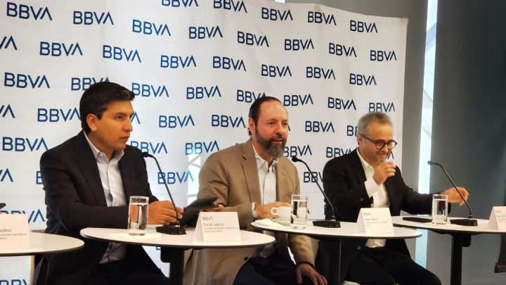 Impulsa BBVA México funciones de coach financiero y grupos de gastos en su app