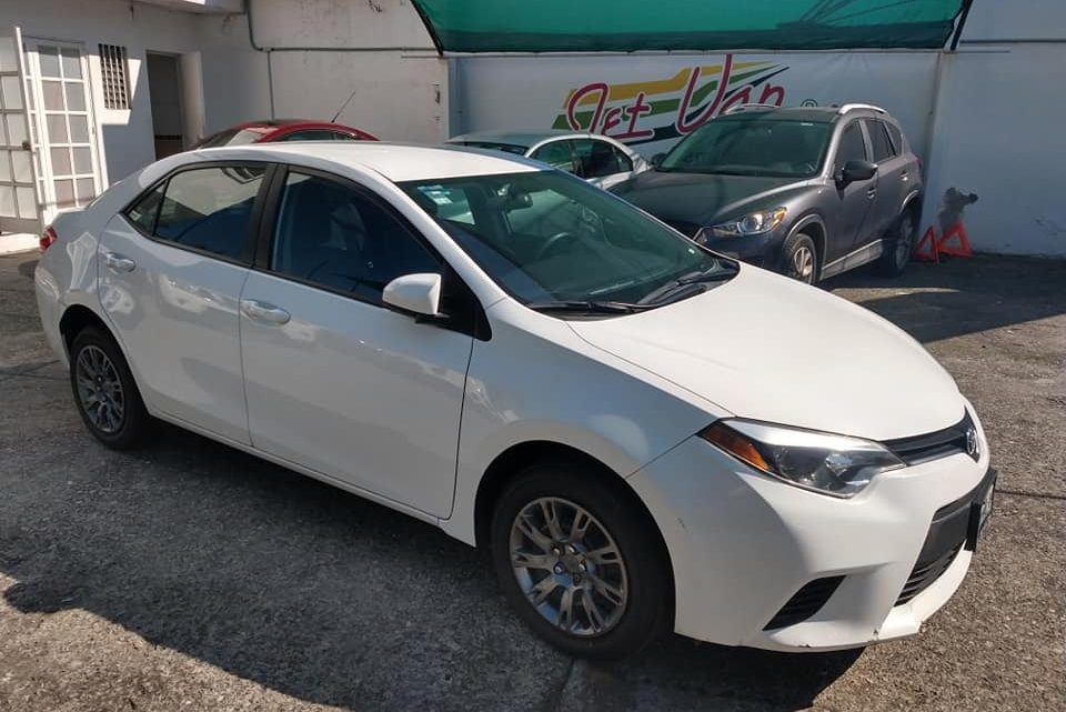 Persisten contratos a Jet Van pese a historial de sanciones y observaciones