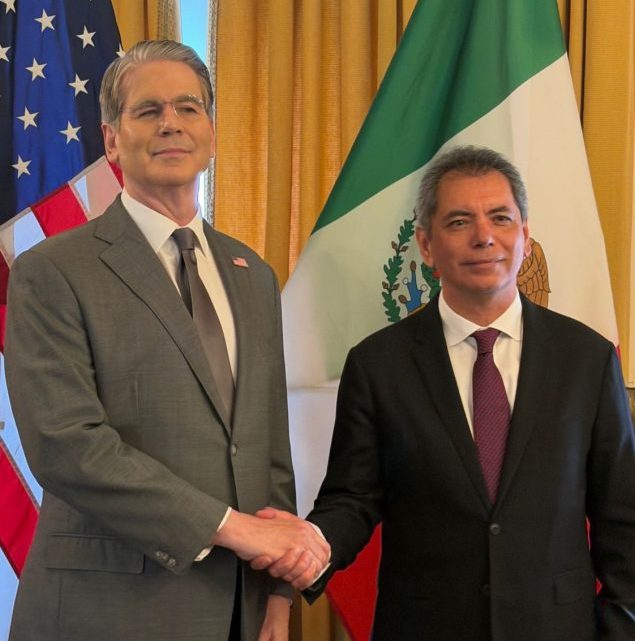 Conversan los Titulares de SHCP de México y del Tesoro de EU sobre Combate al Narcotráfico