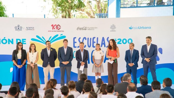 Seguridad hídrica escolar avanza con inversión millonaria de Arca Continental y Coca-Cola México